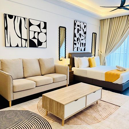 R&F Princess Cove By Homefort Suites 新山 外观 照片