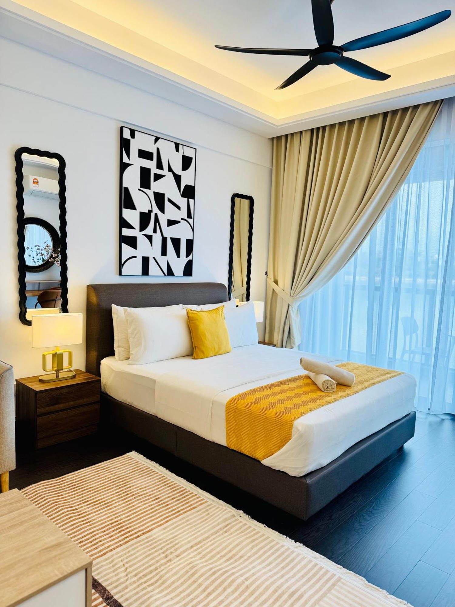 R&F Princess Cove By Homefort Suites 新山 外观 照片