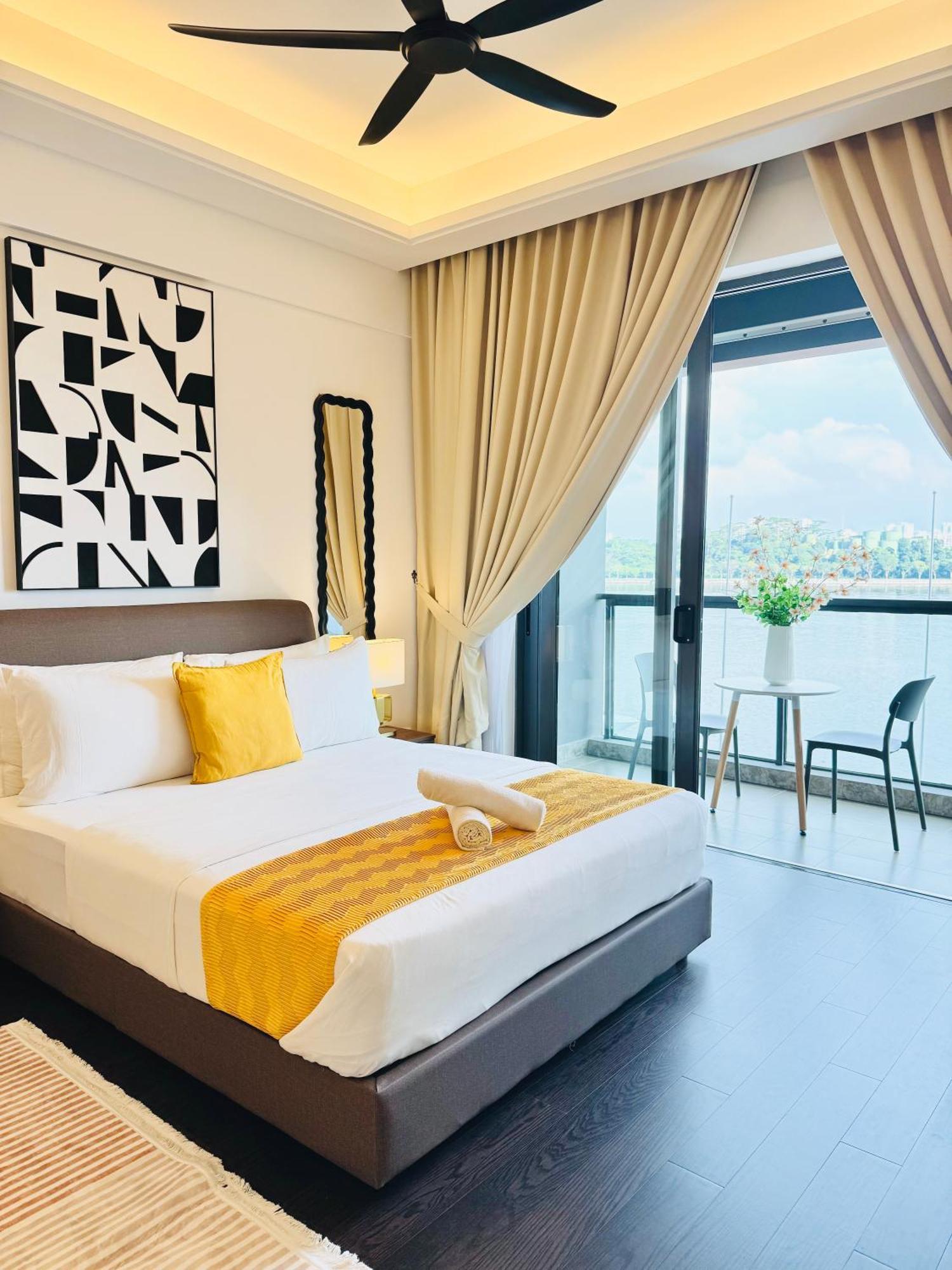 R&F Princess Cove By Homefort Suites 新山 外观 照片