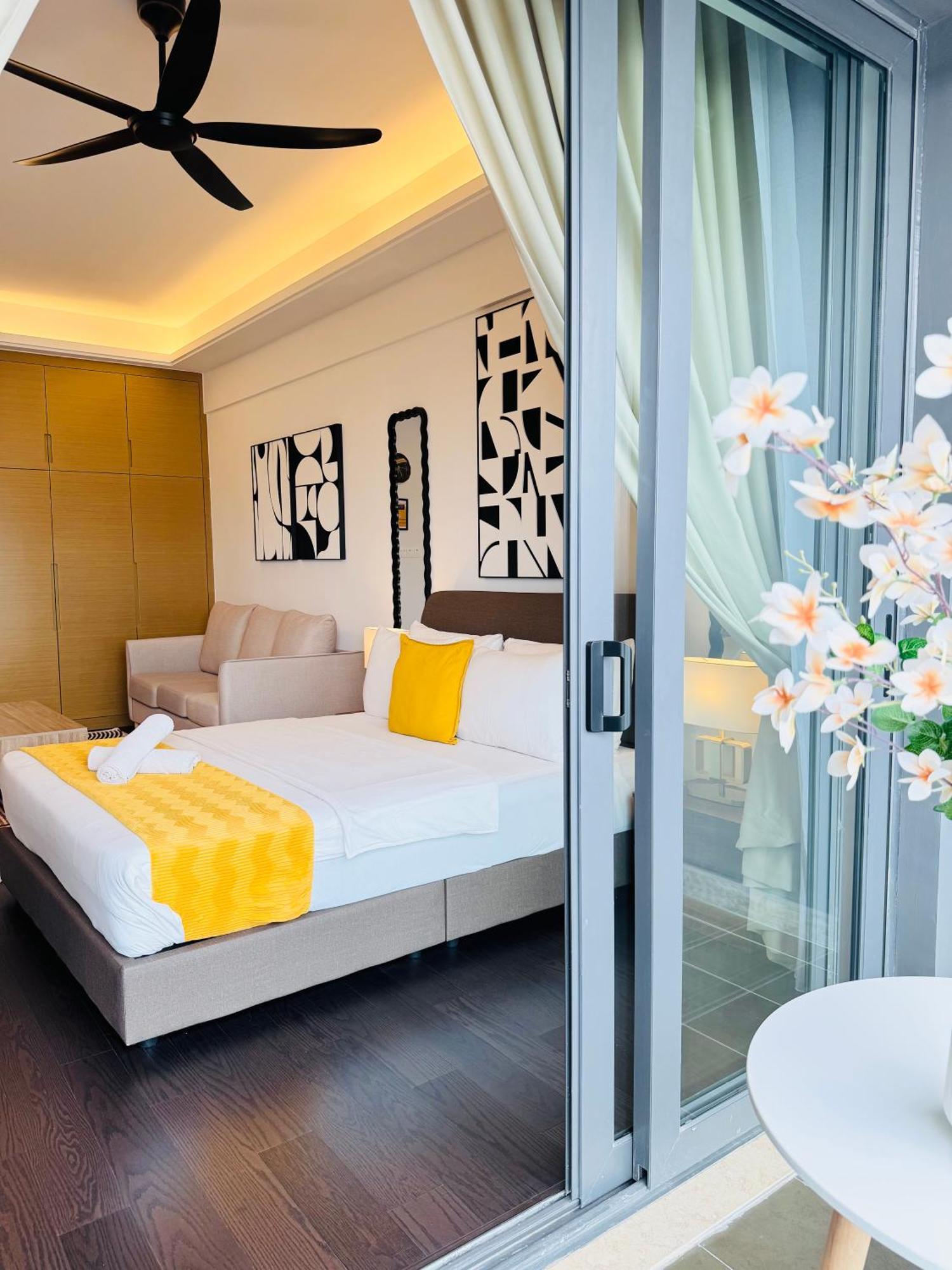 R&F Princess Cove By Homefort Suites 新山 外观 照片
