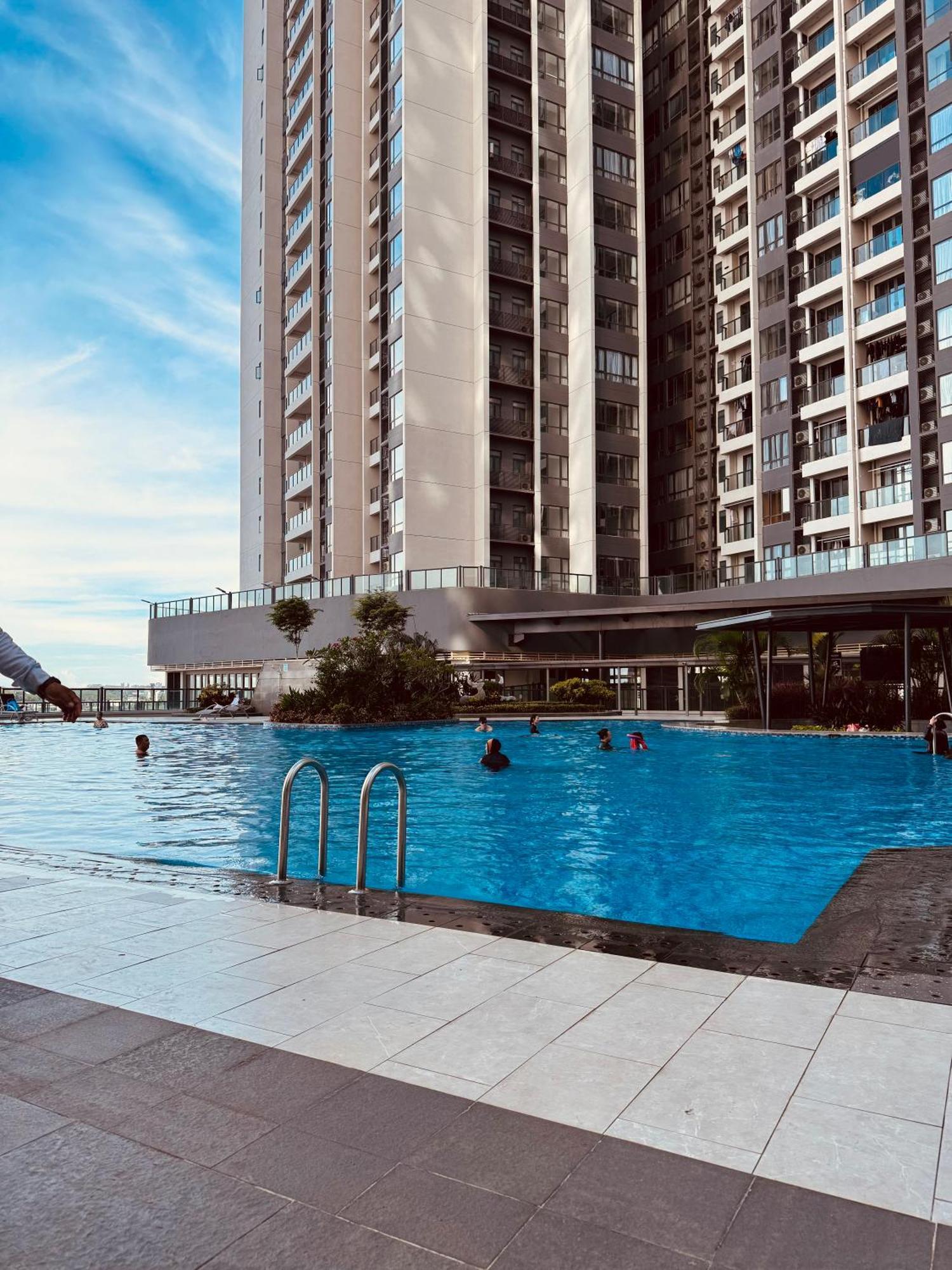 R&F Princess Cove By Homefort Suites 新山 外观 照片
